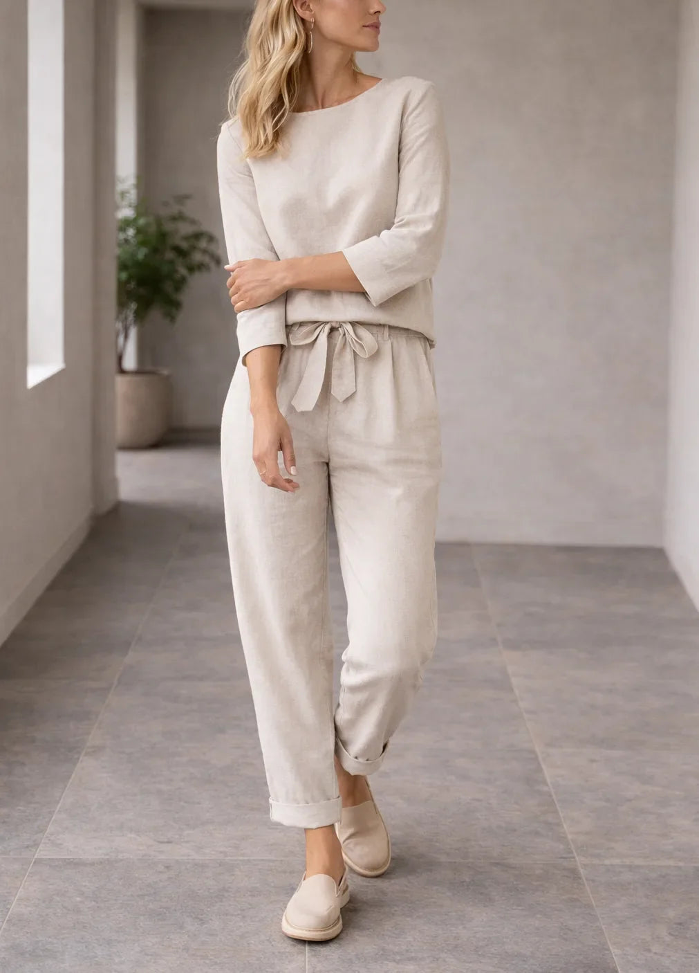 Conjunto de Dos Piezas para Mujer con Top de Manga Larga y Pantalón de Talle Alto con Cinturón